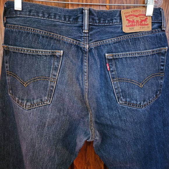 Levis 505 Sz w 34x 32 Stright Fit - Picture 7 of 9